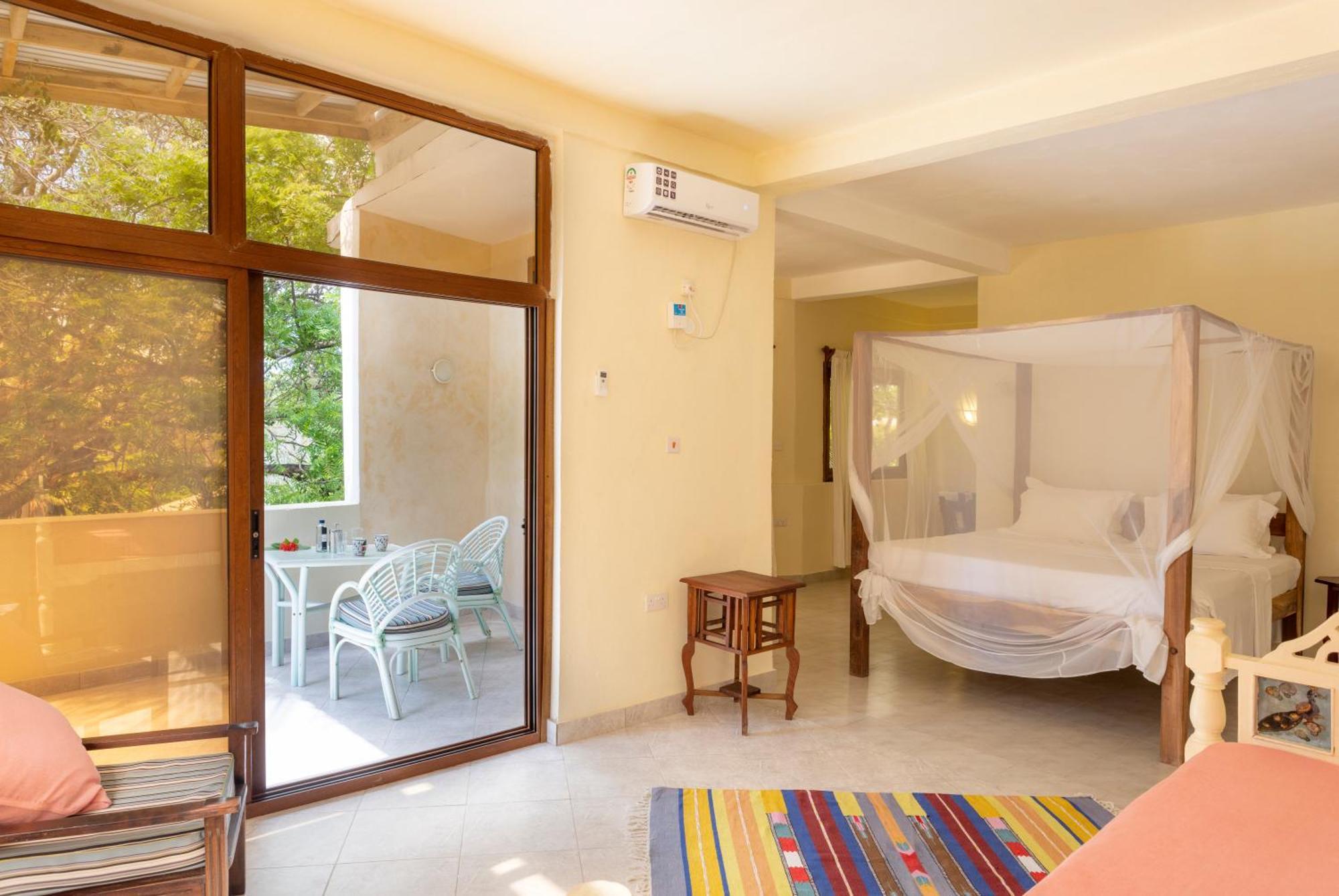 Blue Marlin Hotel