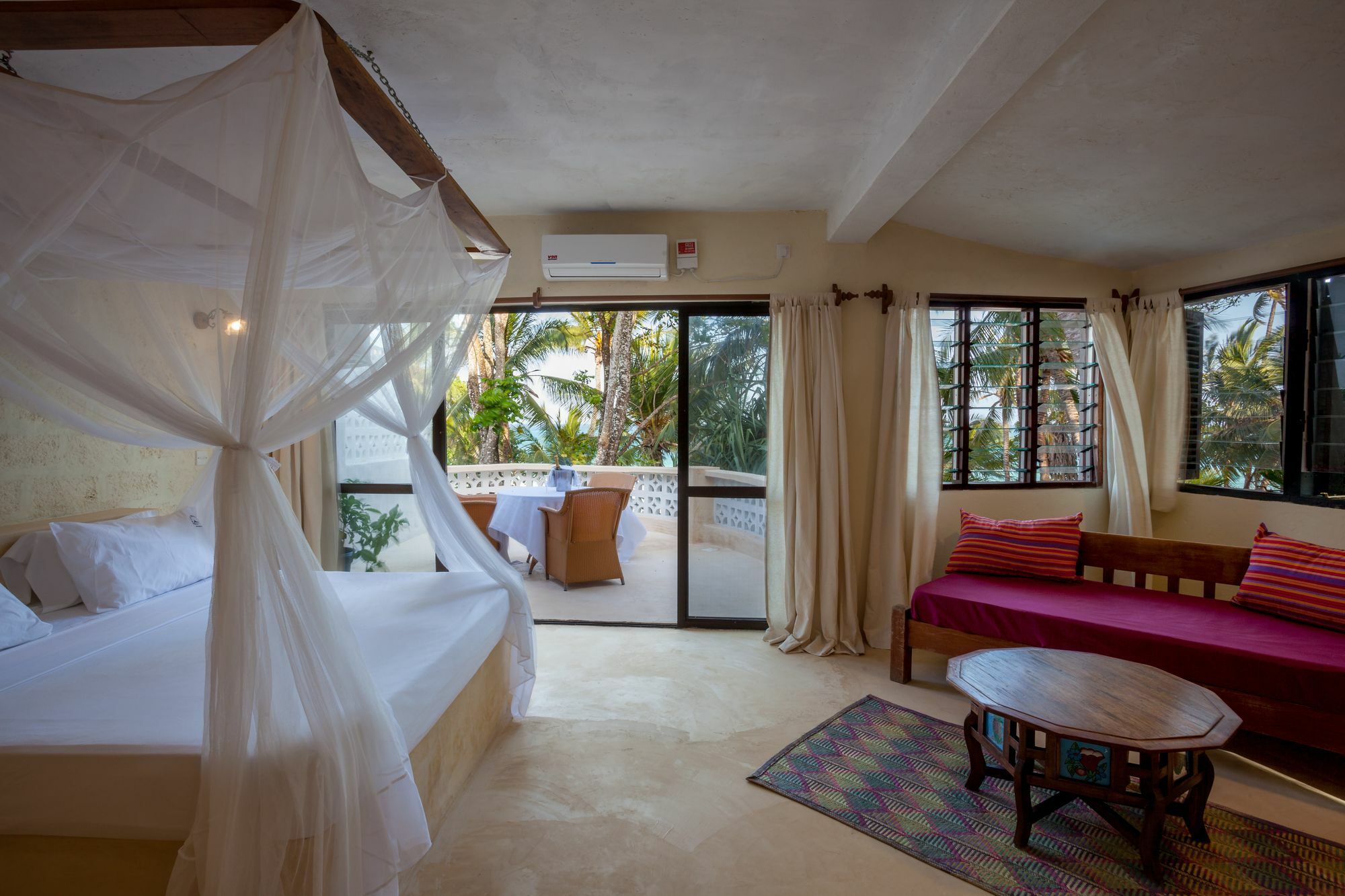 Blue Marlin Hotel